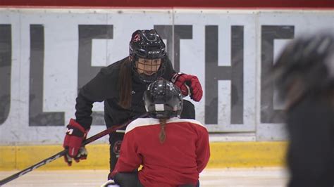 University of New Brunswick hockey camp aims to help Indigenous girls get on the ice | CBC Sports