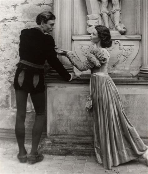 Vivien Leigh Vivien Leigh Hamlet And Ophelia Vintage Theatre