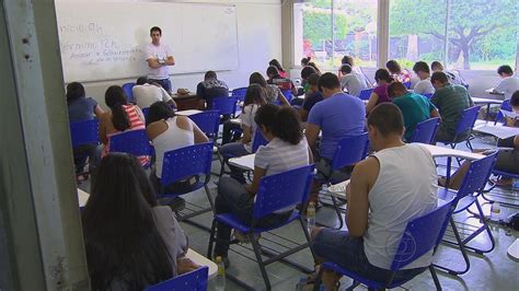 Mais De Mil Candidatos Disputam Quase Sete Mil Vagas No Vestibular