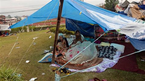 Beben Im Himalaja Zahl Der Opfer In Nepal Steigt Auf