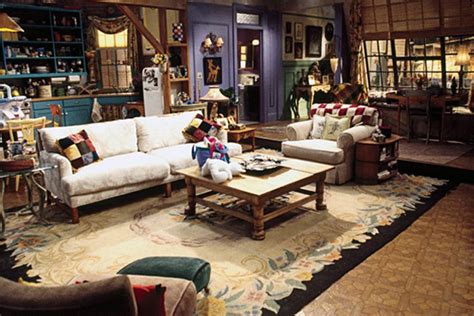 Decorate An Apartment In F.R.I.E.N.D.S. Style – Monica’s Place – Cute ...