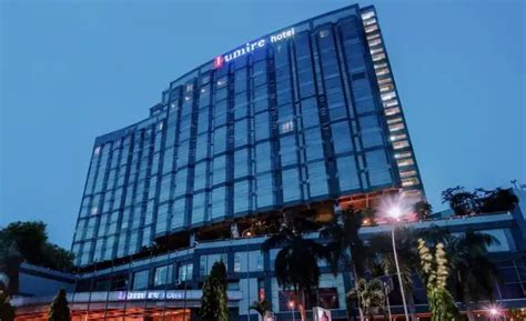 4 Rekomendasi Hotel Dekat Stasiun Pasar Senen Harga Terjangkau Sampai