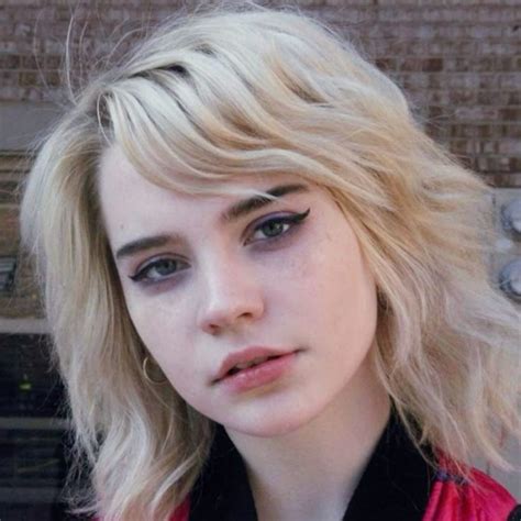 Teen Sophie Thatcher Blonde Actresses Blonde Hair Hair Cuts