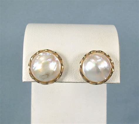 K Mabe Pearl Stud Pierced Earrings Vintage Kt Au Yellow Gold