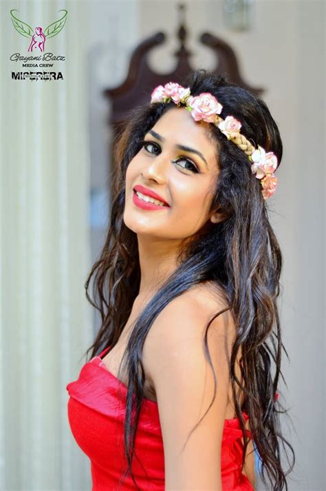 Srilankan Actress Hot Photos Maheshi Madhishika