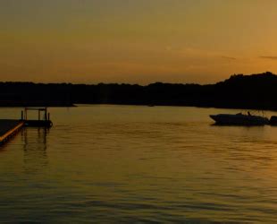 Uncle Gus' RV Park & Cabins on Lake Whitney - Lake Whitney