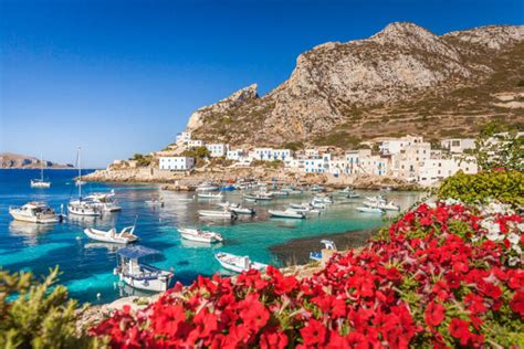 Levanzo Cosa Vedere Fare Sapere Egadi Arch Travel