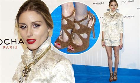 She S Certainly Pale And Interesting Olivia Palermo Shows Off Her