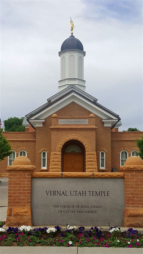 Vernal Utah Temple Photograph Gallery