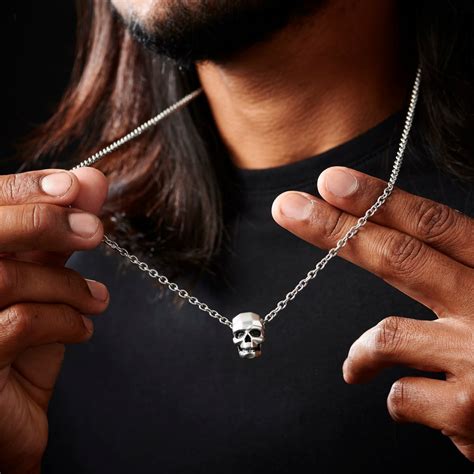 Men’s Necklaces – Your Ultimate Guide