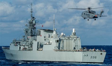 Hmcs Montreal Ffh 336 Halifax Class Frigate Canadian Navy