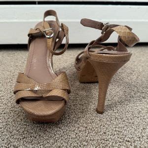 Vince Camuto Shoes Vince Camuto Peppa Strappy Platform Heel In Nude Snakeskin Size 65 Poshmark