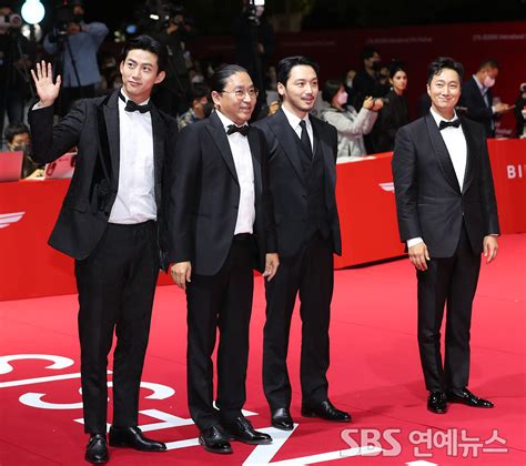 27th Biff 옥택연 김한민 변요한 박해일 레드카펫 밟는 한산 팀