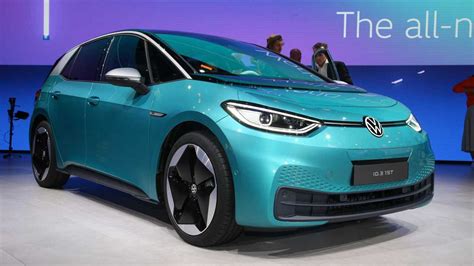 VW ID 3 Debuts As People S Electric Car With Up To 342 Mile Range