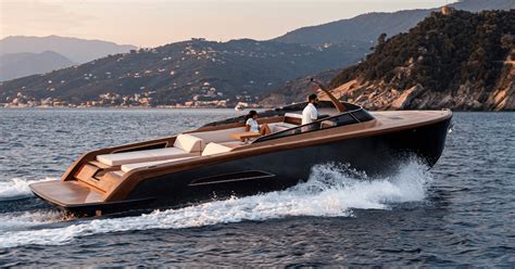 Stunning wood-carbon fiber yacht tender melds tech and tradition