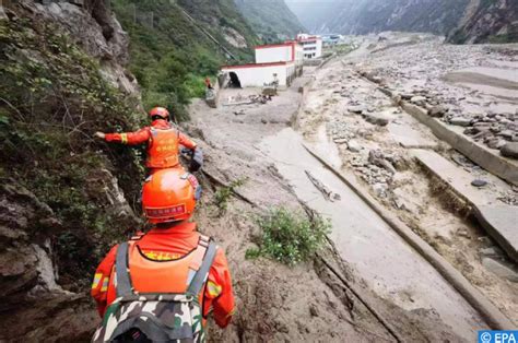 Chine Un Mort Et Sept Disparus Dans Un Glissement De Terrain Map