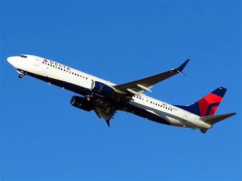 Delta Air Lines Fleet Boeing 737-900ER Details and Pictures