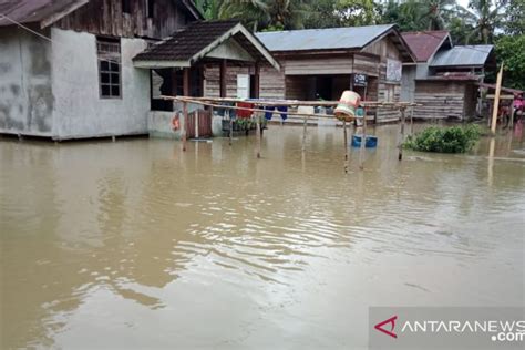 Sejumlah Desa Di Jelimpo Landak Kalbar Terendam Banjir Antara News