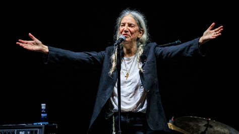 La Versión Más Conocida En Español De Uno De Los Temas Icónicos De Patti Smith Premio Princesa