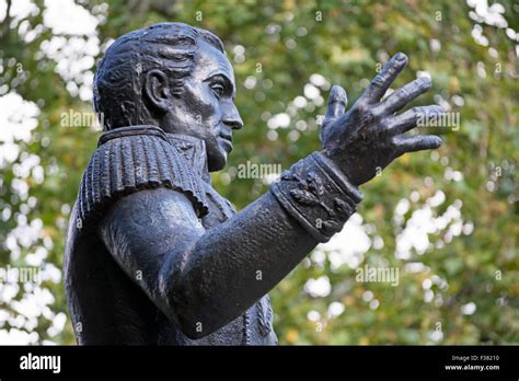 the 1974 statue of simon bolivar, by venezuelan sculptor hugo daini, in belgrave square, london ...