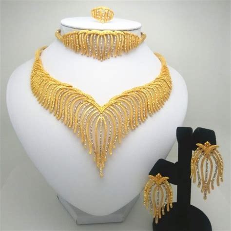 Buy Jewel Ora Gold Haar Set @ 323543.85 INR in Hyderabad | Jewel Ora