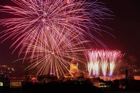 Cum se vor desfășura petrecerile de Crăciun și de Revelion Napoca Live