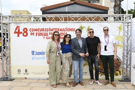 El Collar De Santa Isabel Se Queda En Casa El Hogar Del Pescador Del