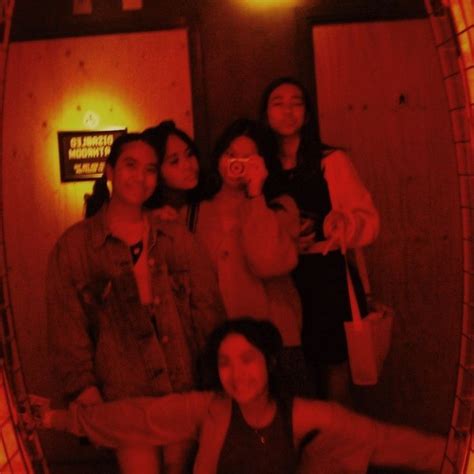 Red Light Aesthetic Mirror Camera Vintage Friends