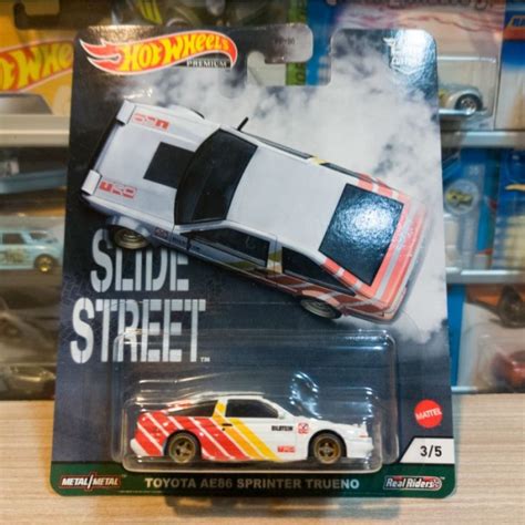 Jual HOT WHEELS TOYOTA AE SPRINTER TRUENO SLIDE STREET PREMIUM Diskon Jakarta Barat