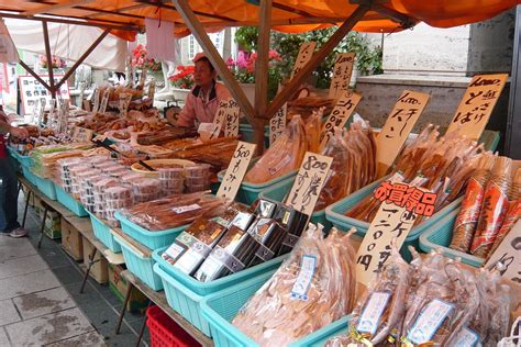 Wajima Morning Market - Touch of Japan