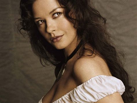 Catherine Zeta Jones Hot Pictures Photo Gallery Wallpapers