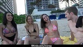 Amateur Girl Likes To Suck Cock For Cash XNXX