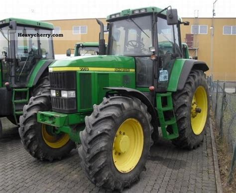 John Deere 7710 2000 Agricultural Tractor Photo and Specs