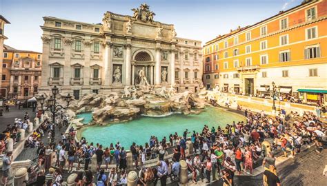 Fontana Di Trevi A Numero Chiuso E A Pagamento Contro L Overtourism