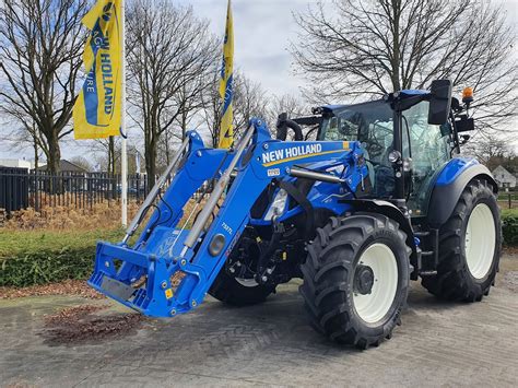 New Holland T Dynamic Command