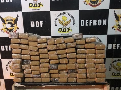 Policiais Do Dof Apreendem Mais De Quilos De Maconha Em Fundos