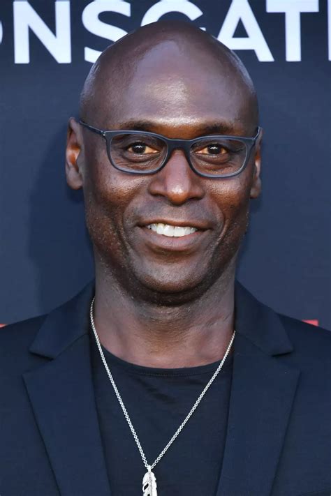 Keanu Reeves Rinde Homenaje A Lance Reddick Quien Murió Ayer A Los 60 Años