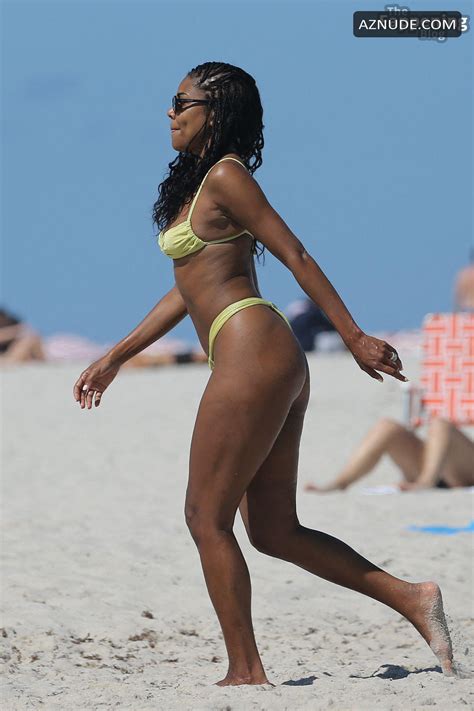 Gabrielle Union Sexy Seen With Dwyane Wade Shows Off Her Amazing Body Wearing A Hot Bikini At