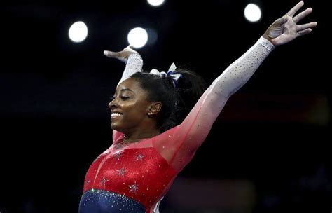 This Simone Biles Vault Went Viral Heres Why It Might Be Too Risky