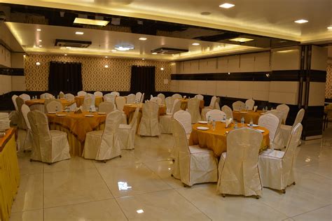 The Avr Hotels And Banquets 헕헢헢헞 Patna Hotel