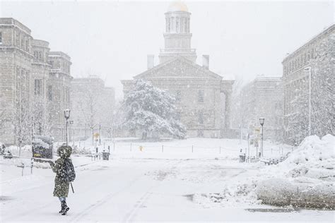 Photos: A week of snow in Iowa City - The Daily Iowan