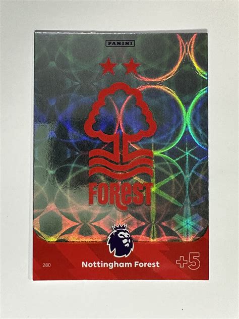 280 Club Crest Nottingham Forest Base Panini Premier League Adrenalyn