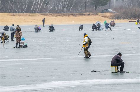 Ice Fishing Safety Tips