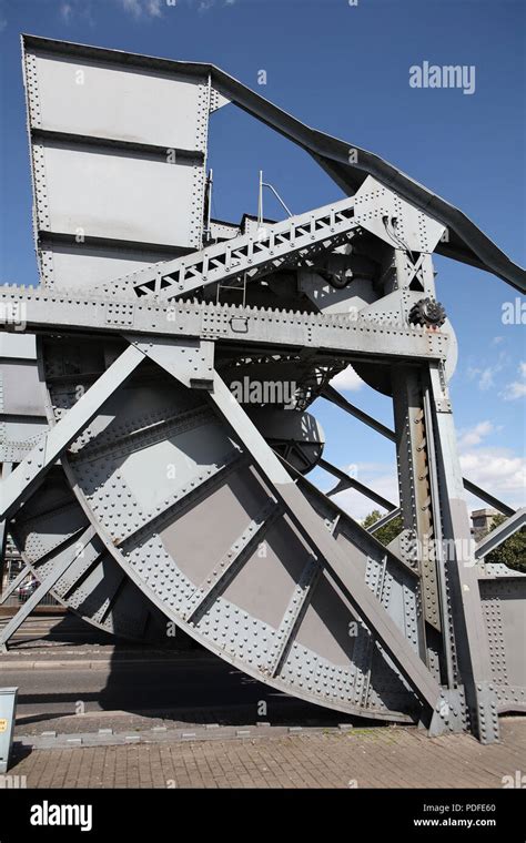 Scherzer rolling lift bridge Stock Photo - Alamy