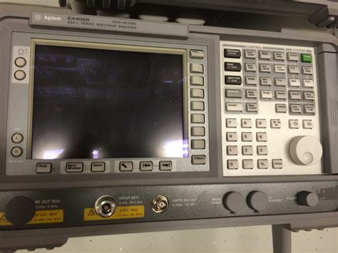 Agilent Spectrum Analyzer E4408B (9kHz-26.5GHz)