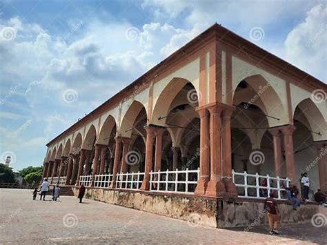 Beautiful Daytime View of the Famous Lahore Fort in Lahore, Pakistan ...