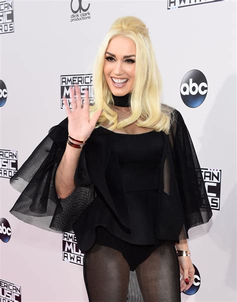 Gwen Stefani At The American Music Awards 2015 Popsugar Celebrity Photo 8