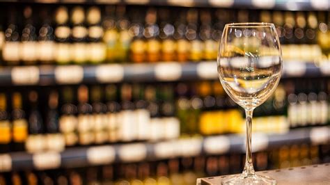 Il vino come le sigarette in Irlanda l etichetta sanitaria è legge