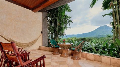 The 6 Best Hotels with Views of Arenal Volcano | kimkim