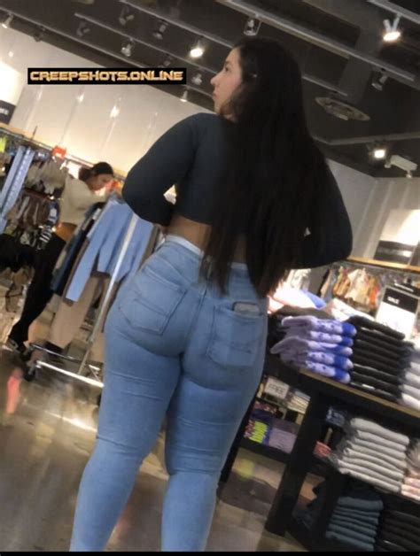 PAWG Ass In Tight Jeans Creepshots